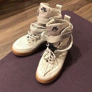 NIKE Air SF AF1 size 6.5 female